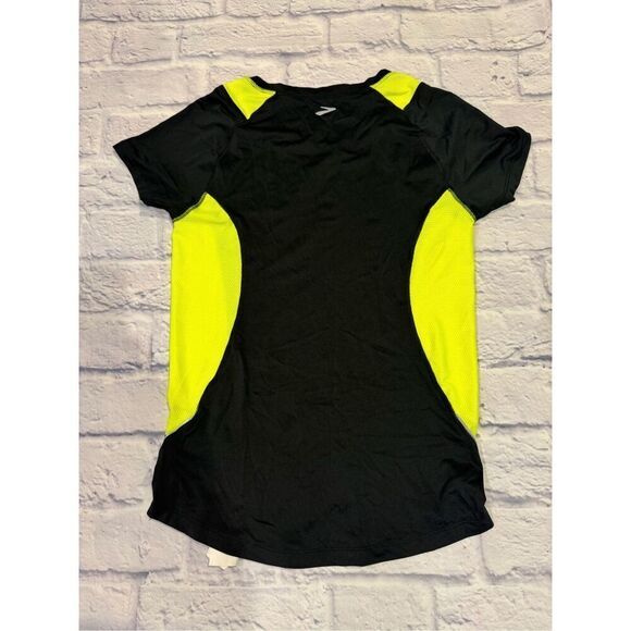 Brooks Nightlife Equilibrium Short Sleeve T-Shirt Top in Black/Neon Yellow Small - Picture 4 of 6
